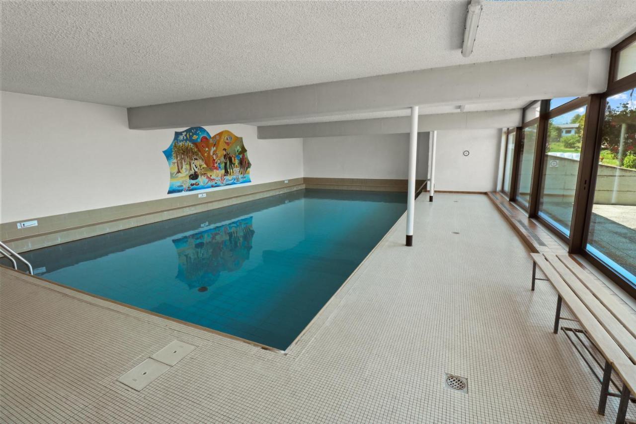 Superbe Appartement Avec Piscine Нендаз Екстериор снимка